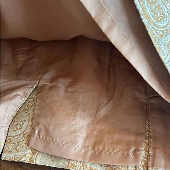 Tommy Bahama Gold Paisley 100% Silk Lined Pencil Skirt Size 6 - Picture 2 of 10